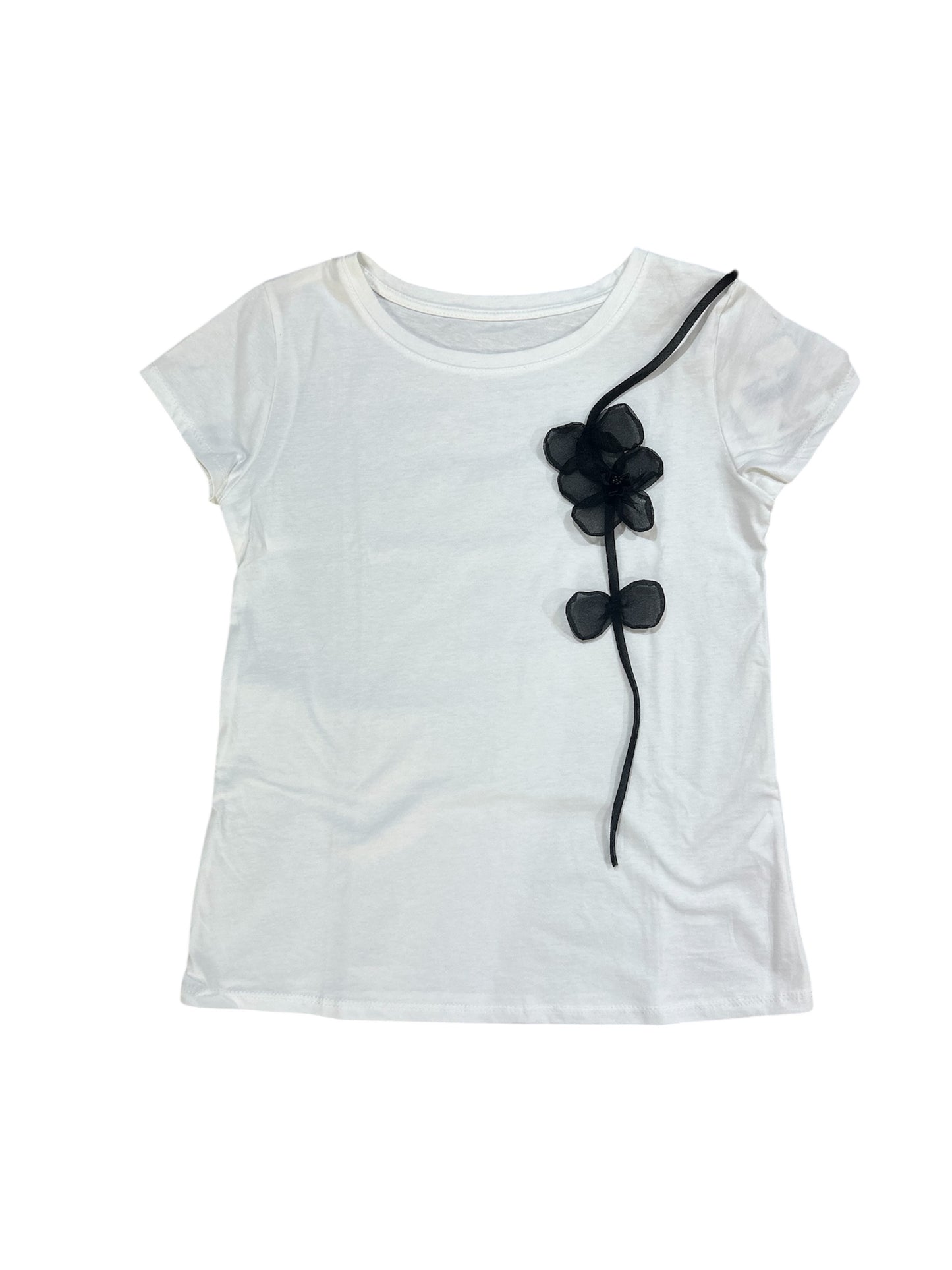 T-shirt Bianca con Fiore Nero in Rilievo